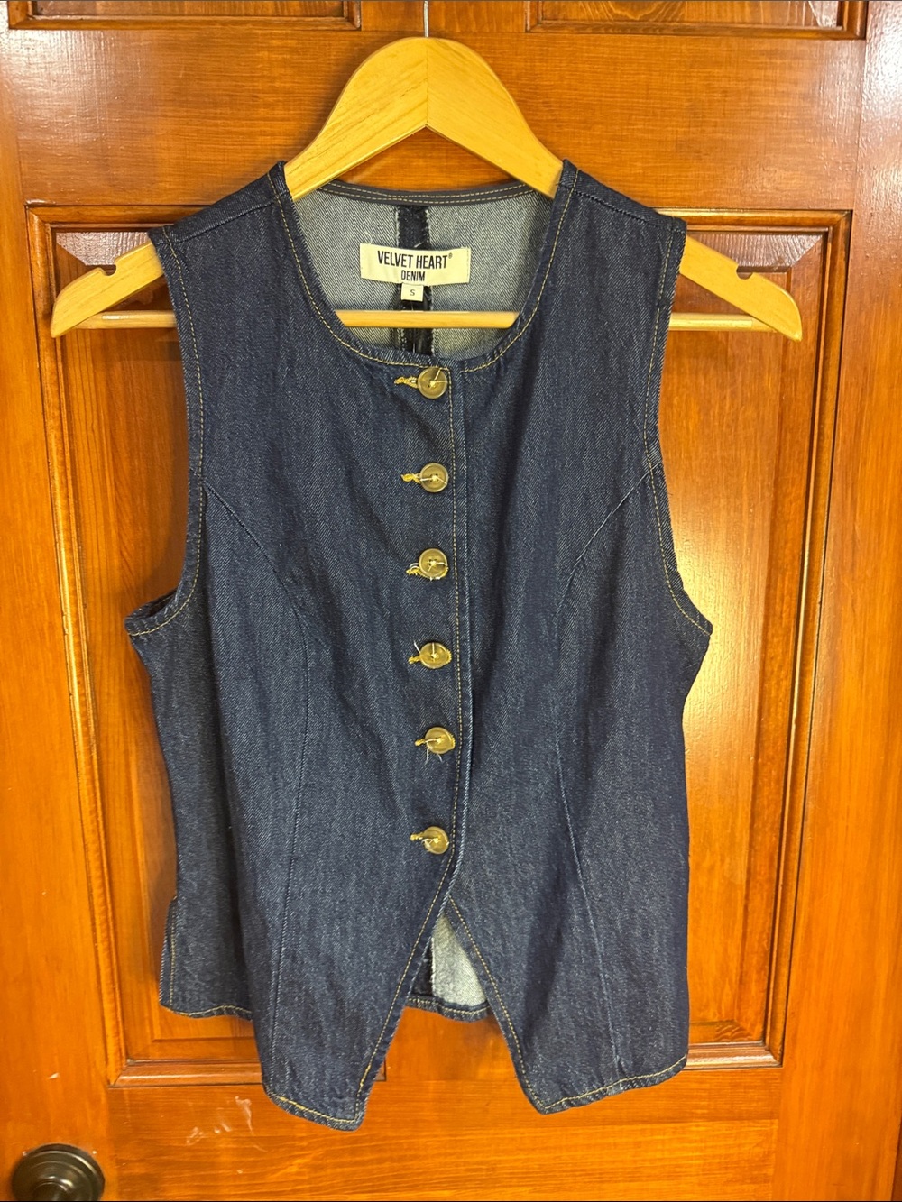 Velvet Heart Denim Button-Front Dark Blue Tank